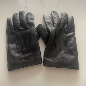 Coach Leather Women's Tech Gloves
Size L